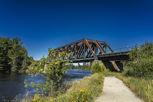 Tunnel Island Trail