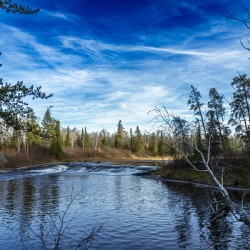 Falls at Pine Point Rapids