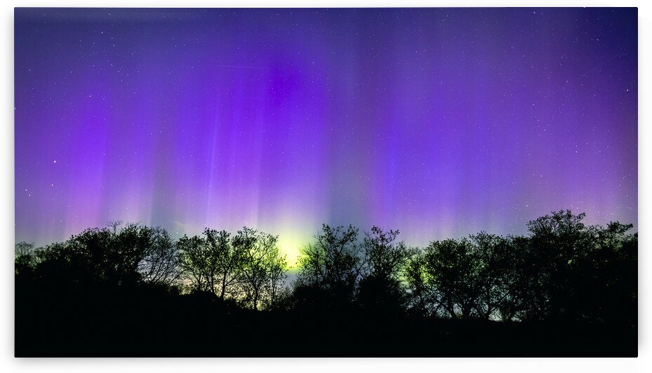 A night of Stars and Auroras by Marc Gilbert Photography