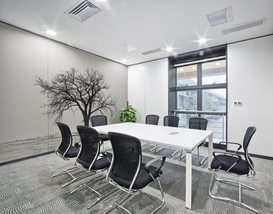 Lone Tree in Snowstorm Wall Printing