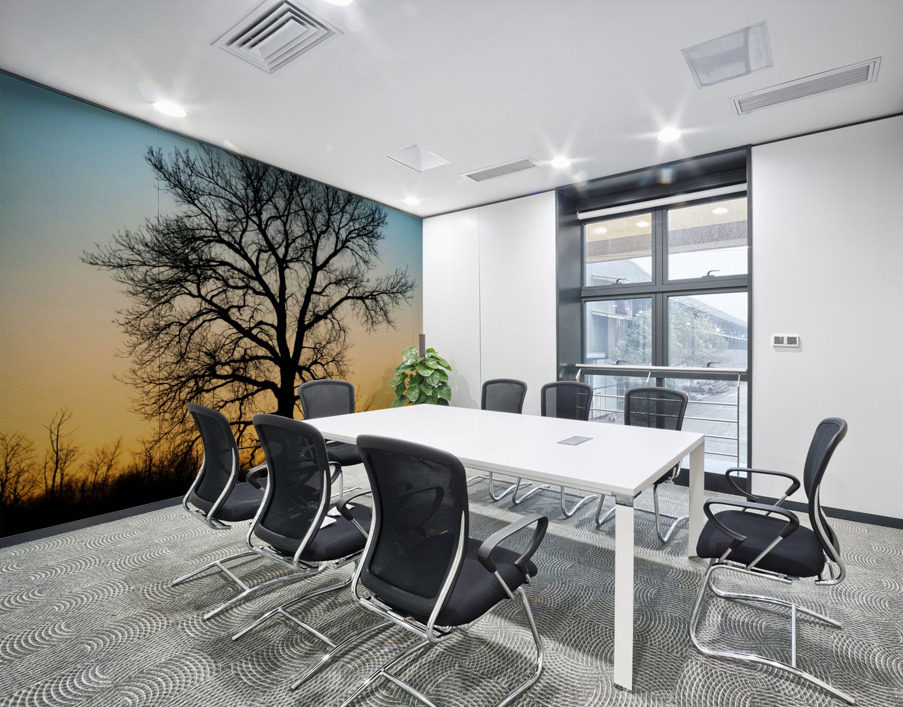 Lone Tree at Dusk Wall Printing