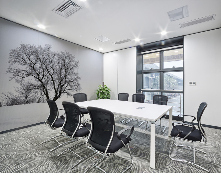 Lone Tree in Hoarfrost Wall Printing