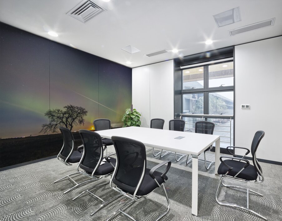 Moonrise Under Northern Lights Wall Printing