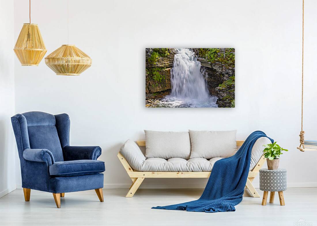 Blackiston Falls Reproduction